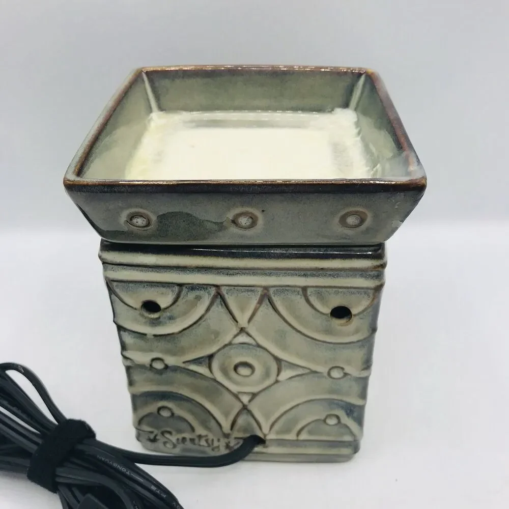 Scentsy LENORE Retired Blue Green Full Size Warmer DSW-LENO with Wax Tested